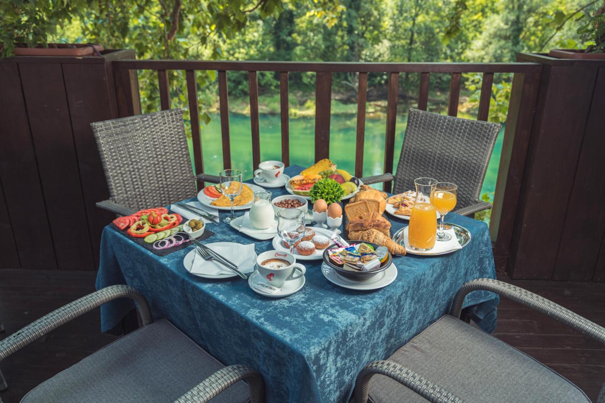 Hotel Tazz - River Front Oasis Collection Bihać Buitenkant foto