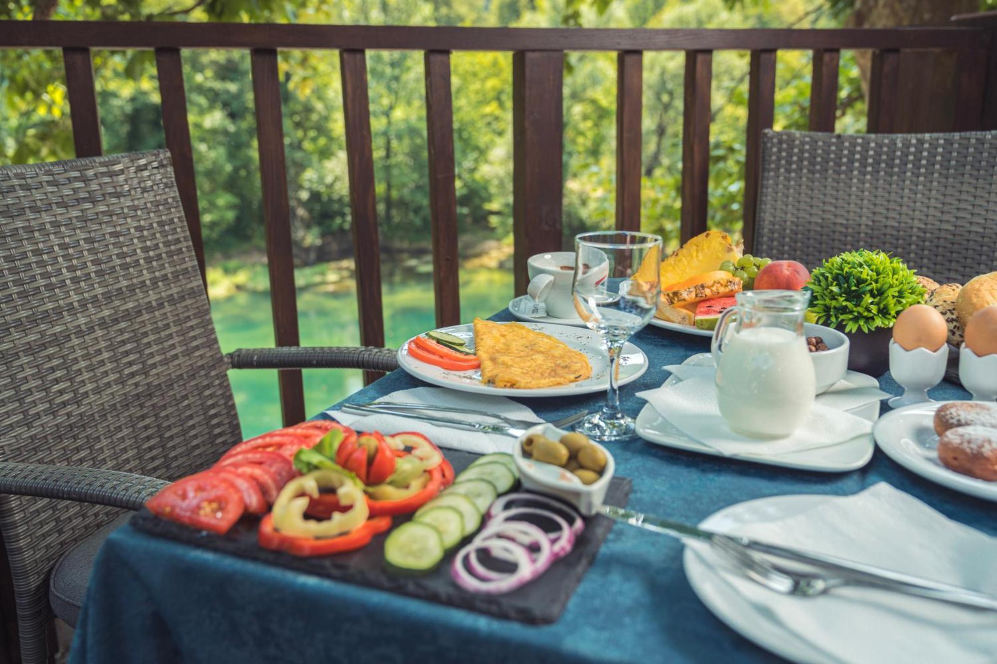 Hotel Tazz - River Front Oasis Collection Bihać Buitenkant foto