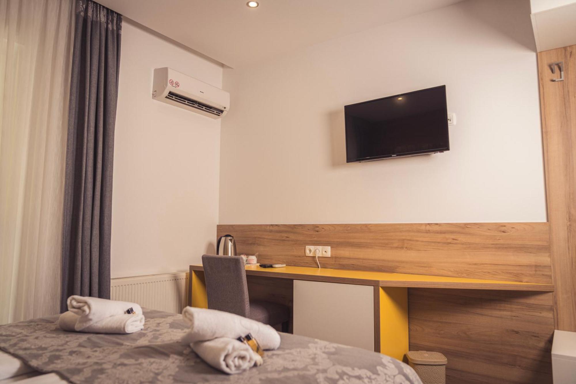 Hotel Tazz - River Front Oasis Collection Bihać Buitenkant foto